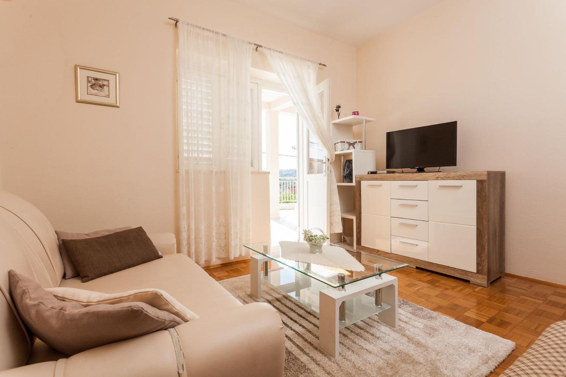 Apartment Dado - Terrace With Sea View Лумбарда Экстерьер фото