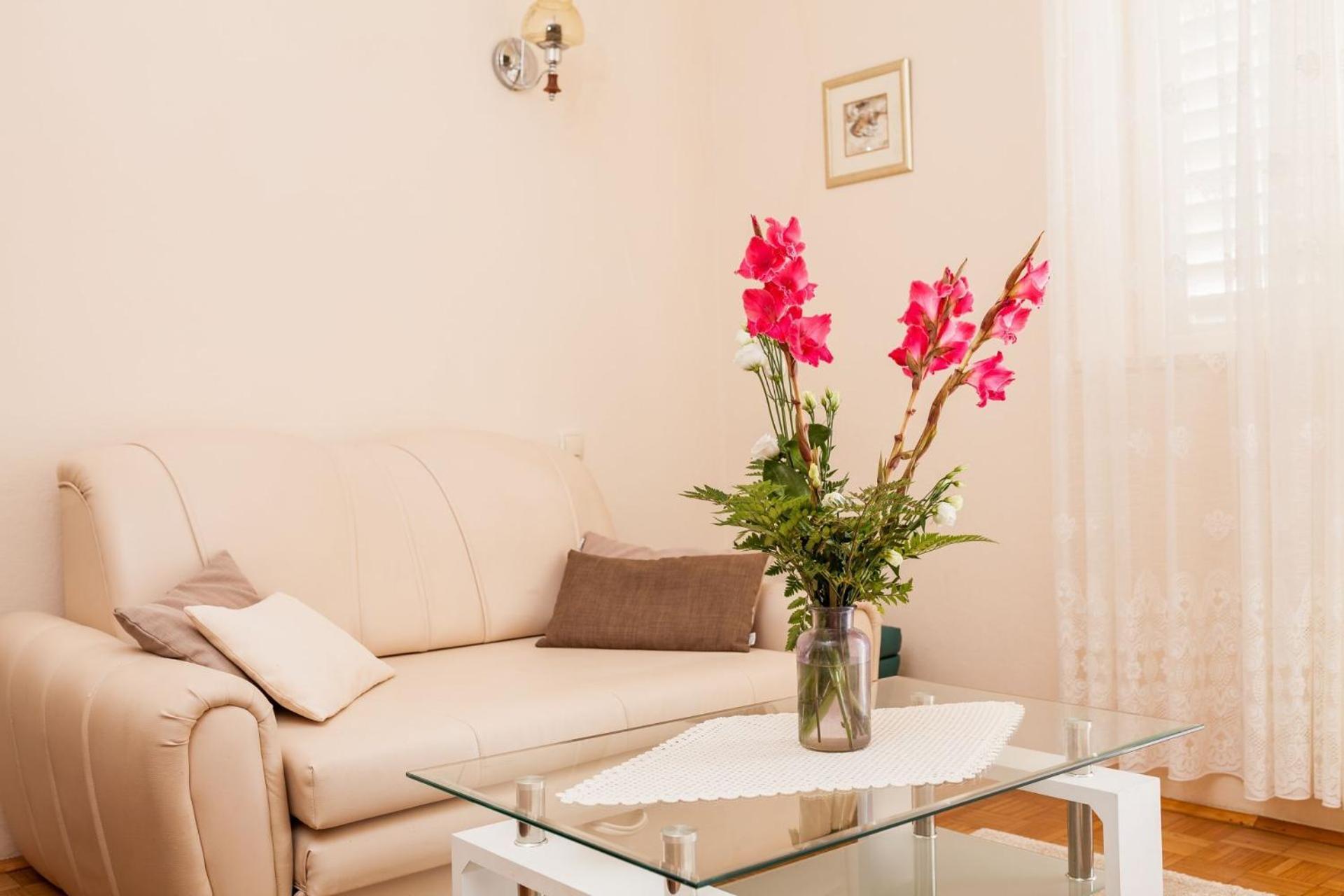 Apartment Dado - Terrace With Sea View Лумбарда Экстерьер фото